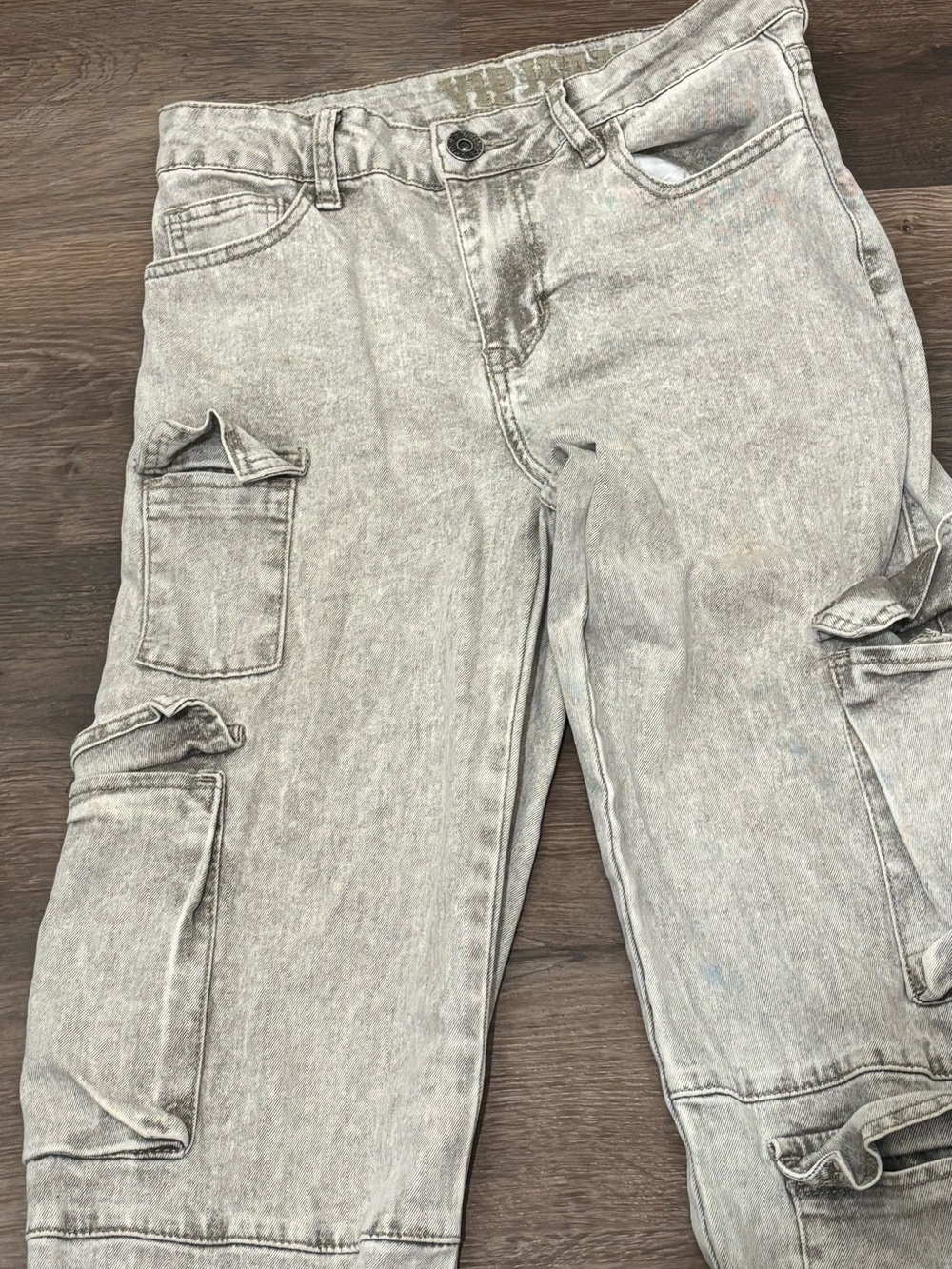 Cargo Women’s Relaxed Light Gray Washed Cargo Jeans